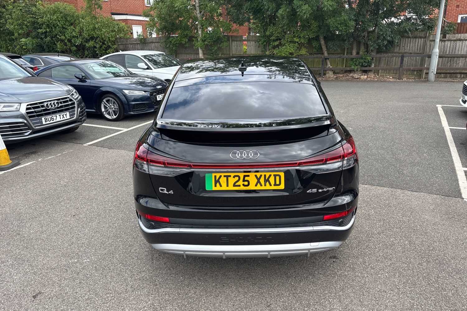 Used Audi Q4 e-tron 2025 for sale - 76063264: Photo 34