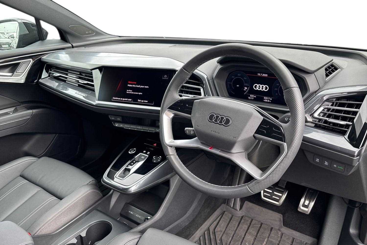 Used Audi Q4 e-tron 2025 for sale - 76063264: Photo 6