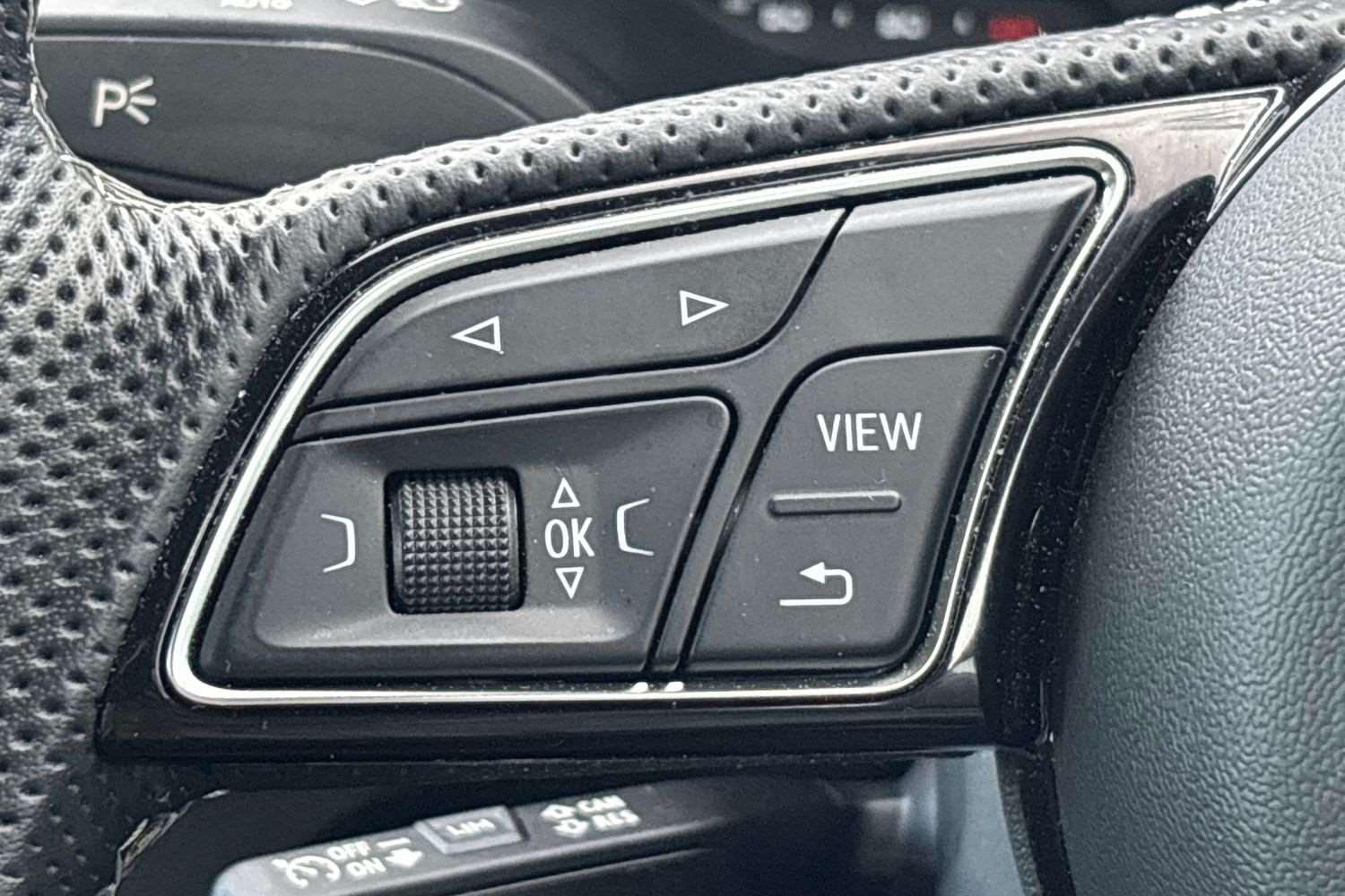 Used Audi Q2 2023 for sale - 76789315: Photo 16