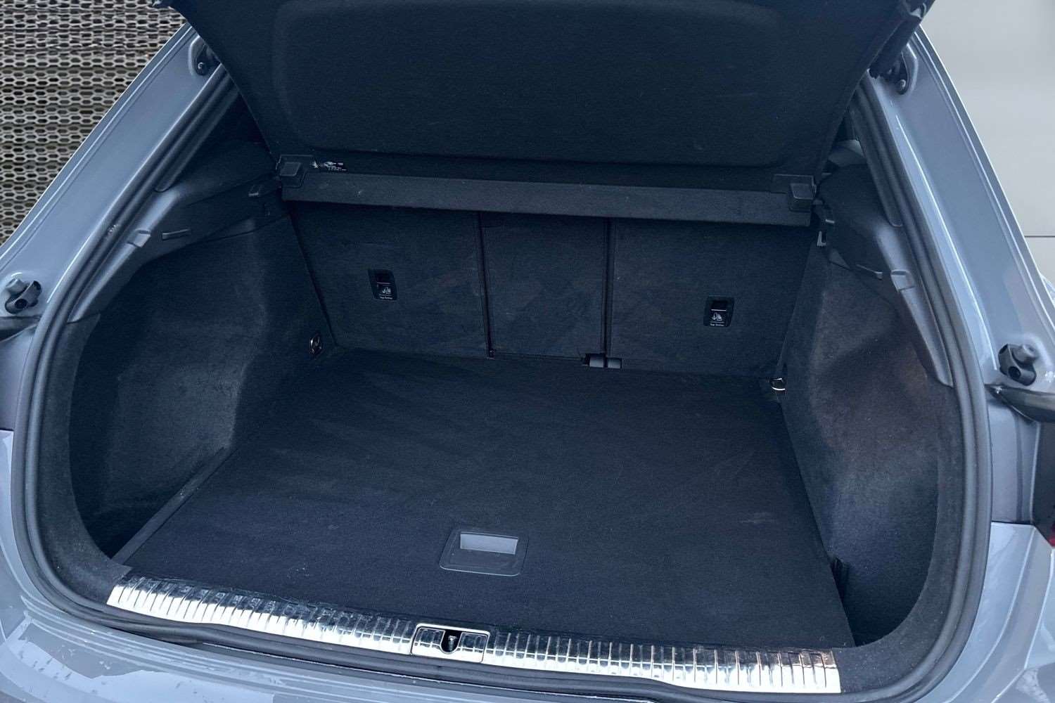 Used Audi RS Q3 2022 for sale - 76916208: Photo 13