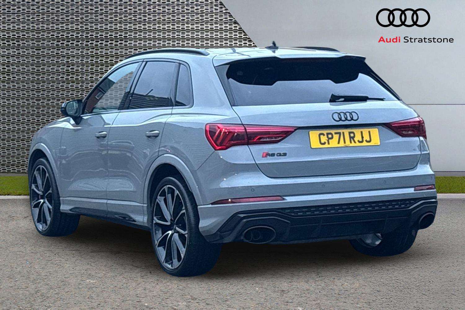 Used Audi RS Q3 2022 for sale - 76916208: Photo 3