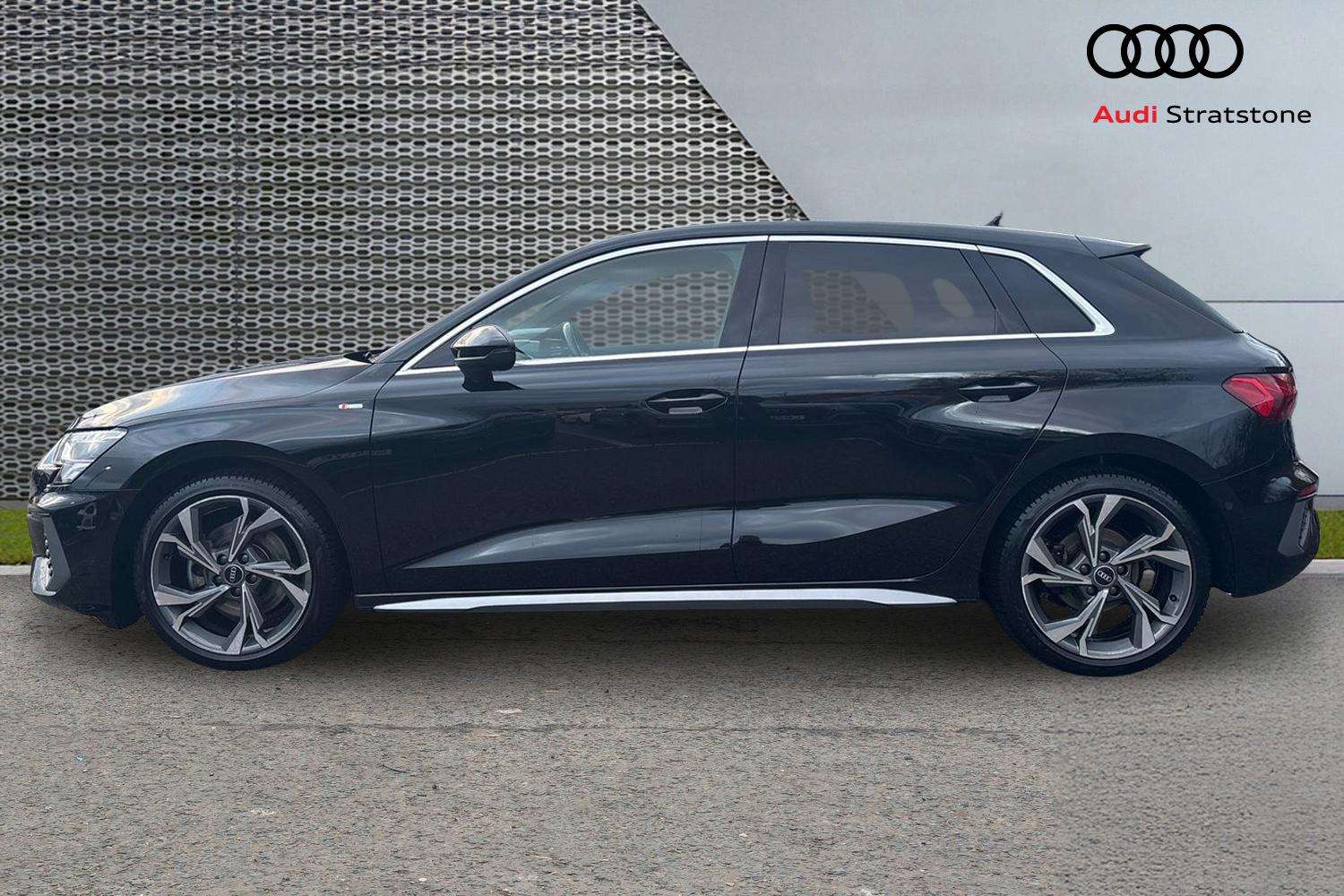 Used Audi A3 2021 for sale - 76636800: Photo 8