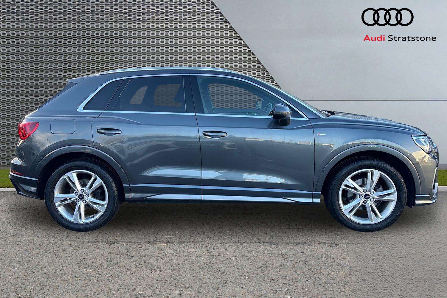 Used Audi Q3 2022 for sale - 77134792: Photo 4