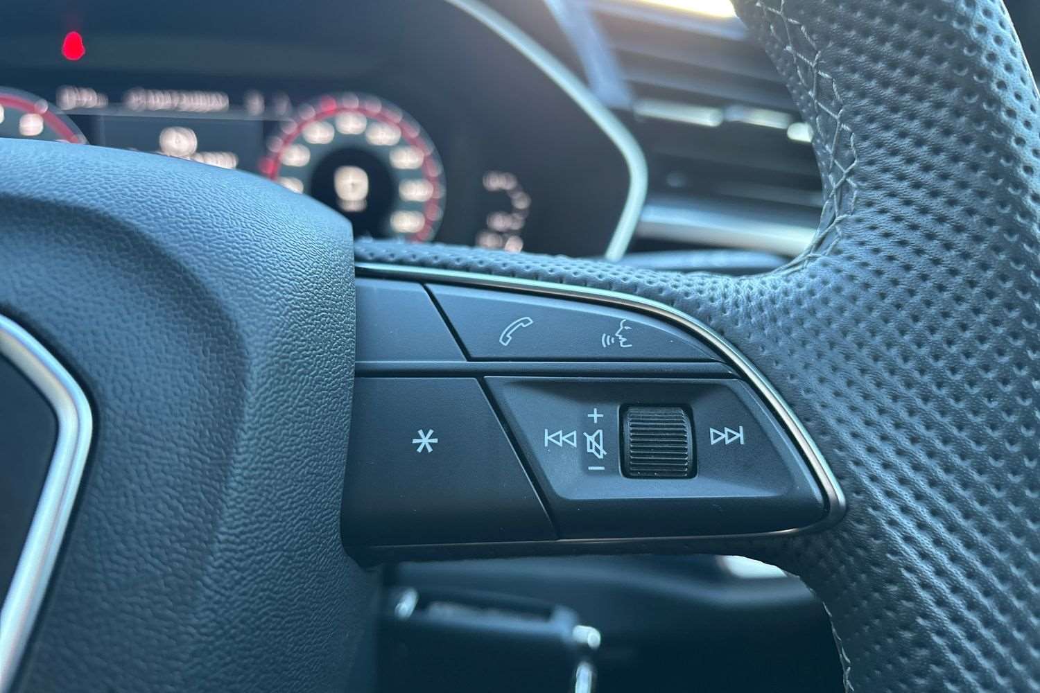 Used Audi Q3 2024 for sale - 76774168: Photo 17