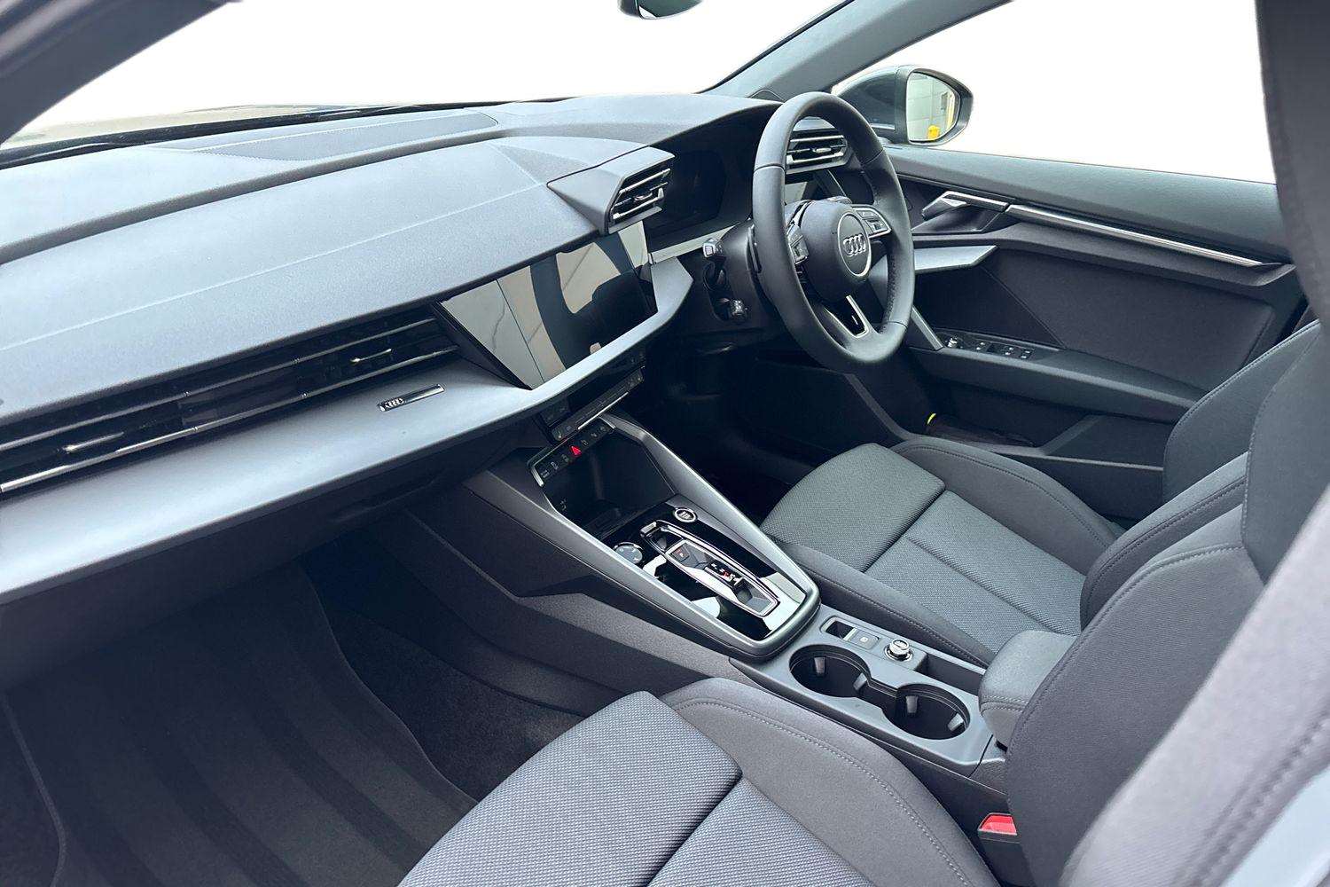 Used Audi A3 for sale - 77257402: Photo 2