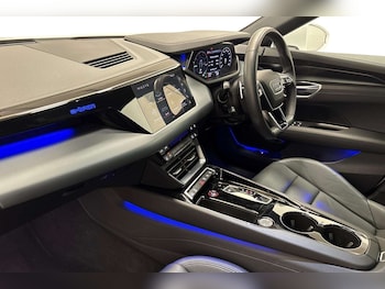 Used Audi e-tron GT 2023 for sale - 78576705: Photo