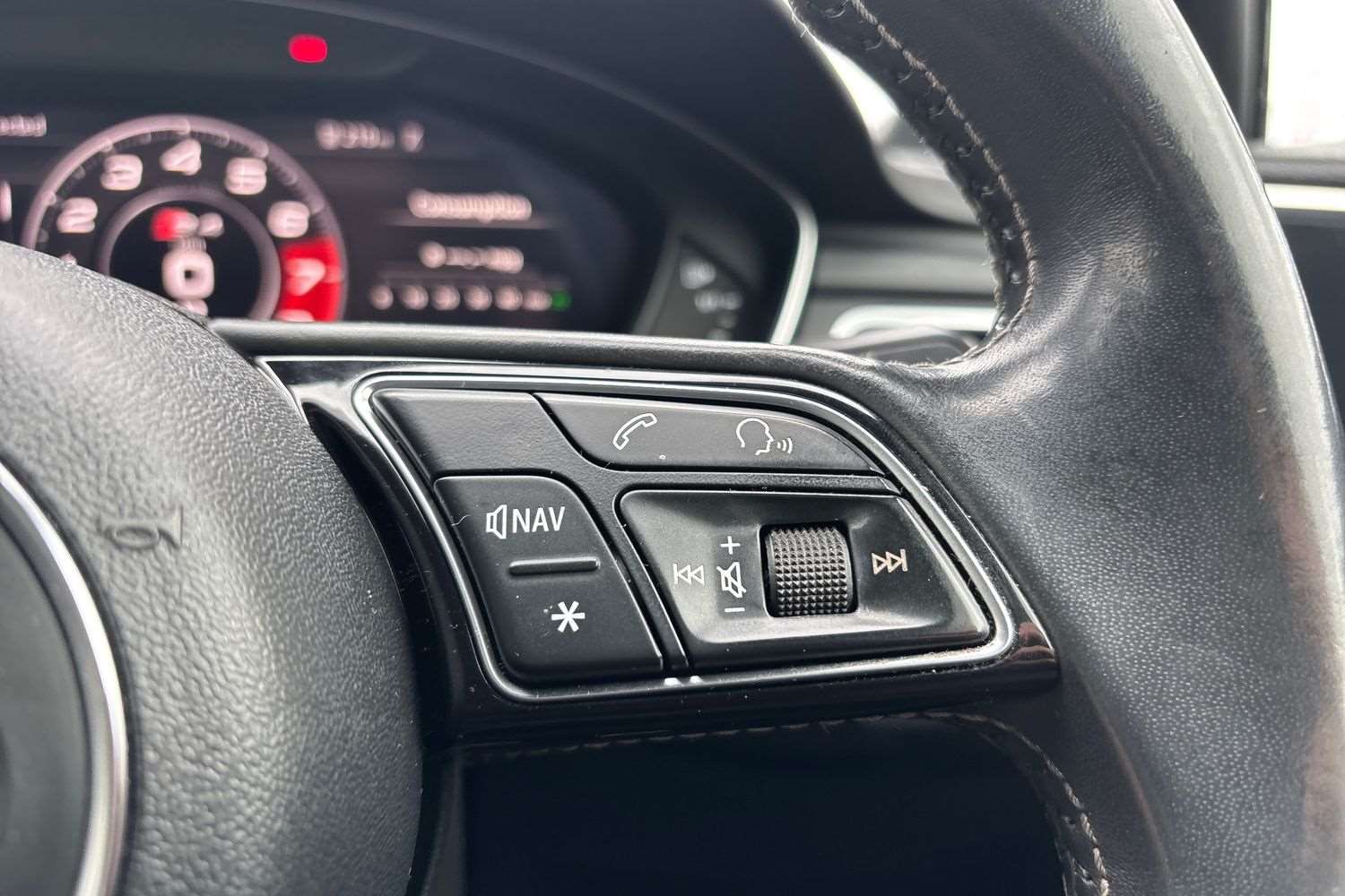 Used Audi A4 2017 for sale - 76475763: Photo 19