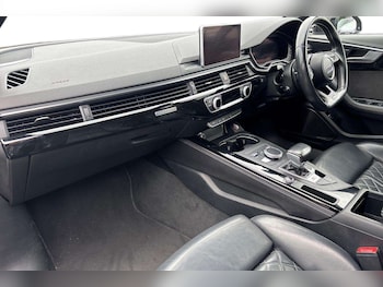 Used Audi A4 2017 for sale - 76475763: Photo