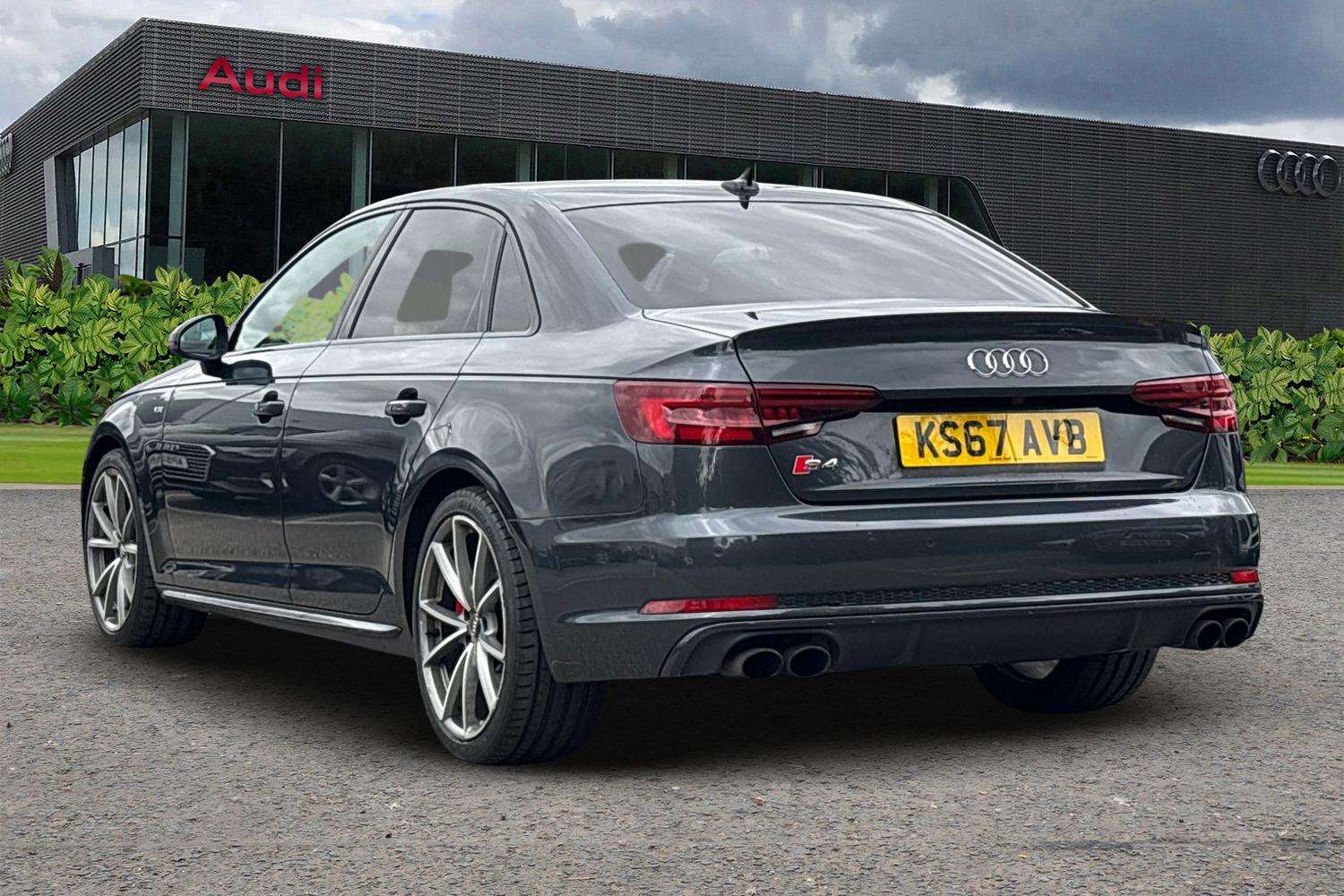 Used Audi A4 2017 for sale - 76475763: Photo 3