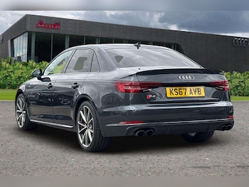 Used Audi A4 2017 for sale - 76475763: Photo