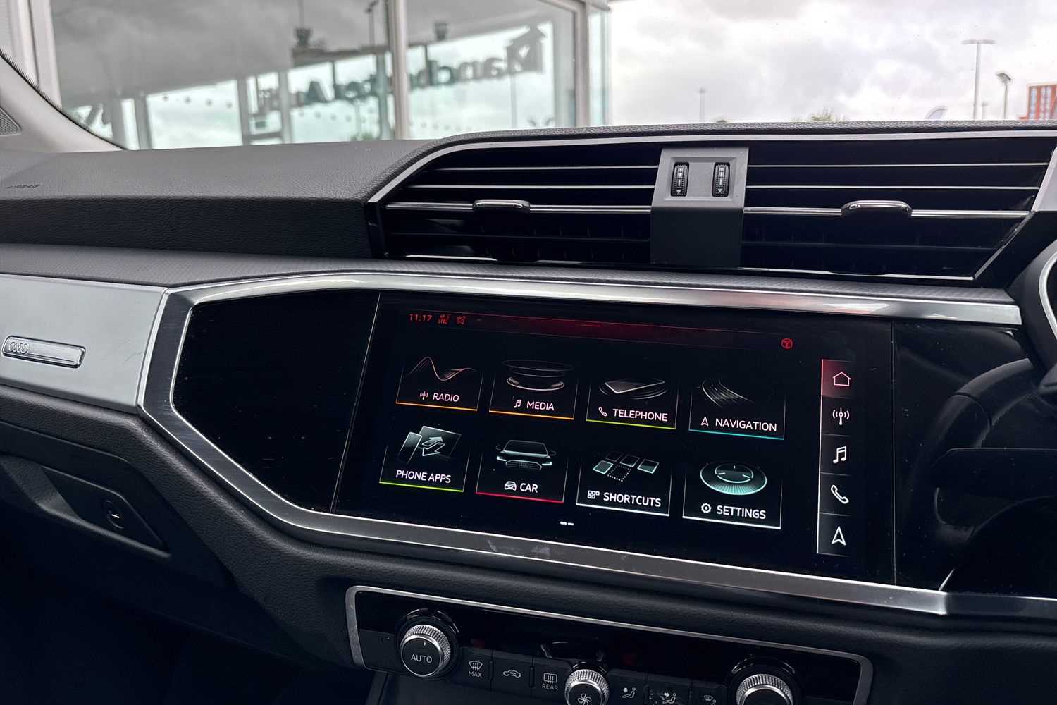 Used Audi Q3 2019 for sale - 76411378: Photo 14