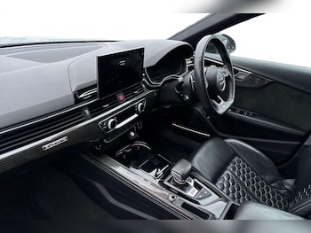 Used Audi RS4 2020 for sale - 77158416: Photo