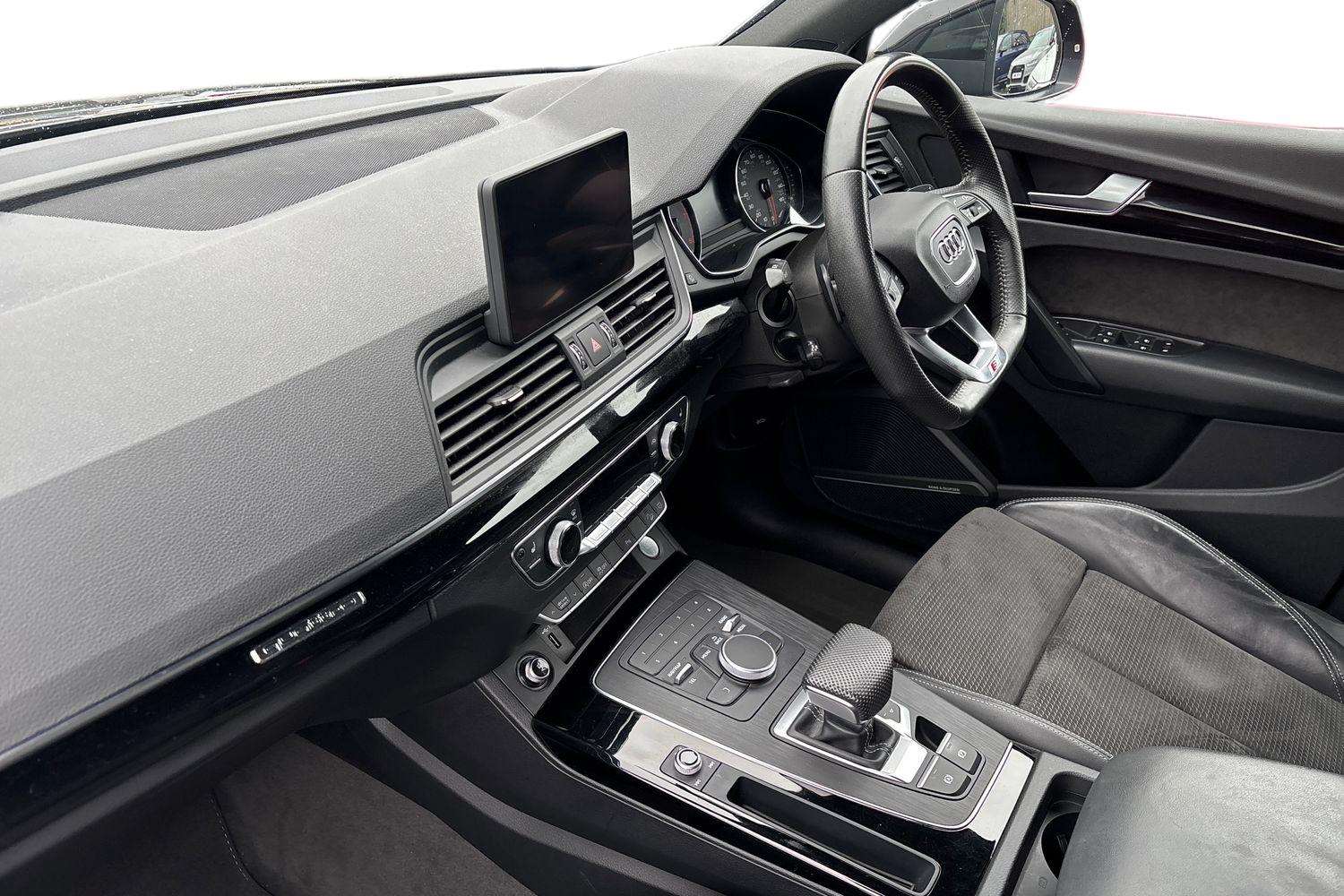 Used Audi Q5 2020 for sale - 77206356: Photo 2