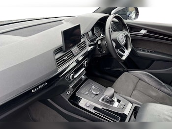 Used Audi Q5 2020 for sale - 77206356: Photo