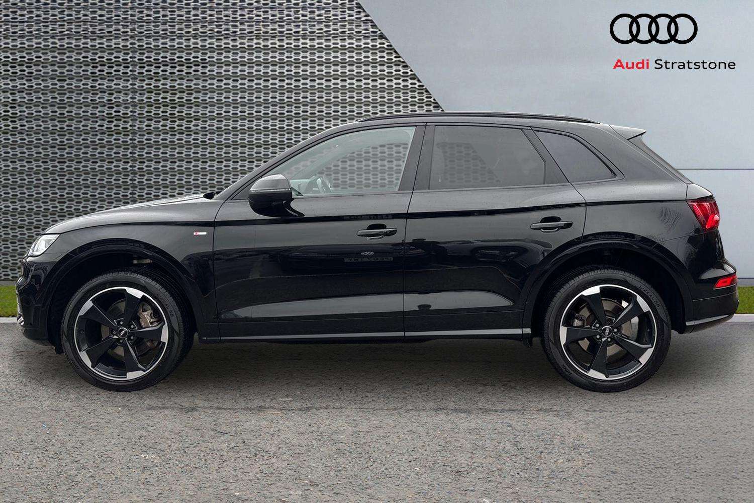 Used Audi Q5 2020 for sale - 77206356: Photo 8