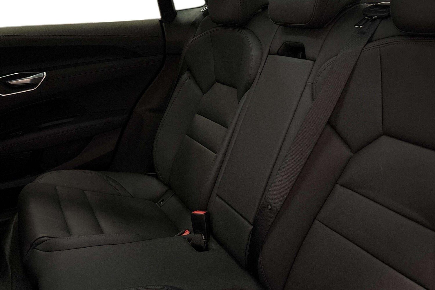 Used Audi e-tron GT 2023 for sale - 78187893: Photo 7