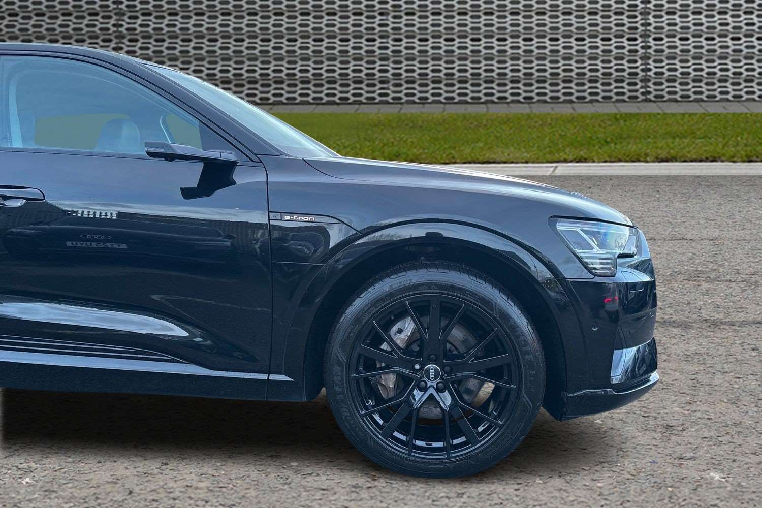 Used Audi e-tron 2020 for sale - 78076921: Photo 5