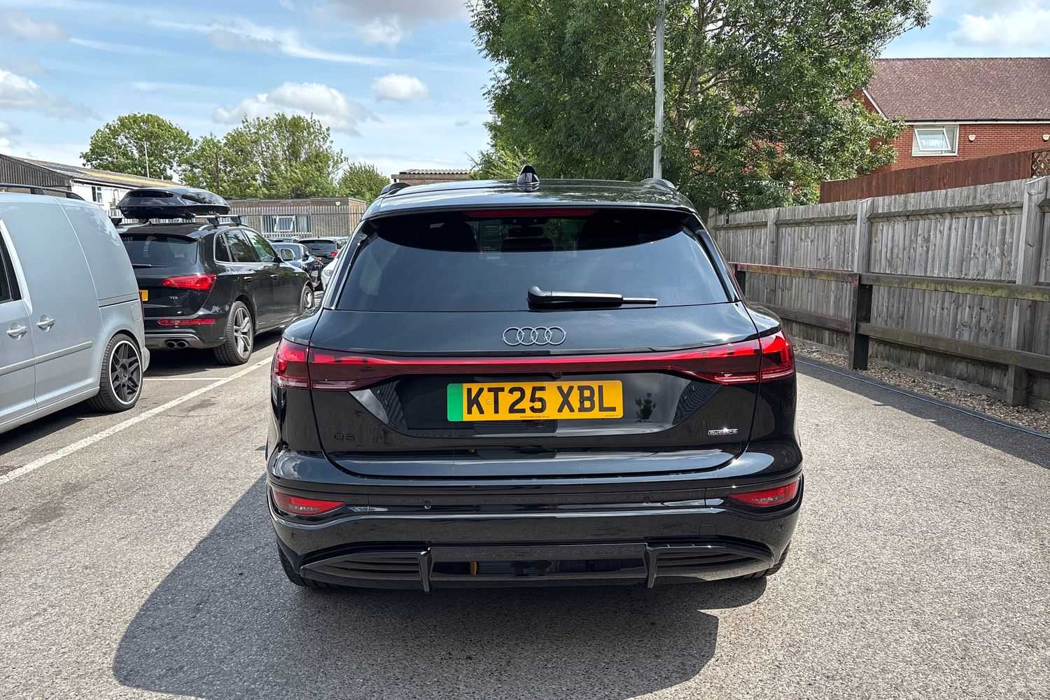 Used Audi Q6 e-tron 2025 for sale - 76063235: Photo 11