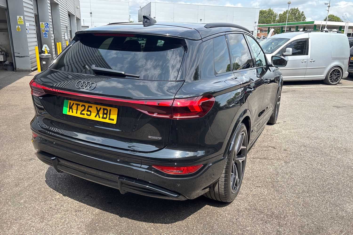 Used Audi Q6 e-tron 2025 for sale - 76063235: Photo 35