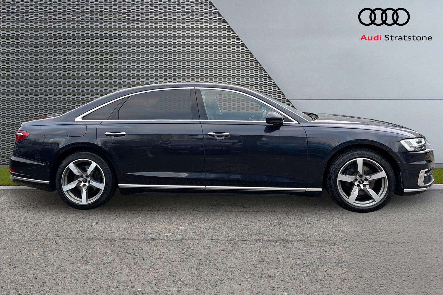Used Audi A8 2018 for sale - 77414842: Photo 4