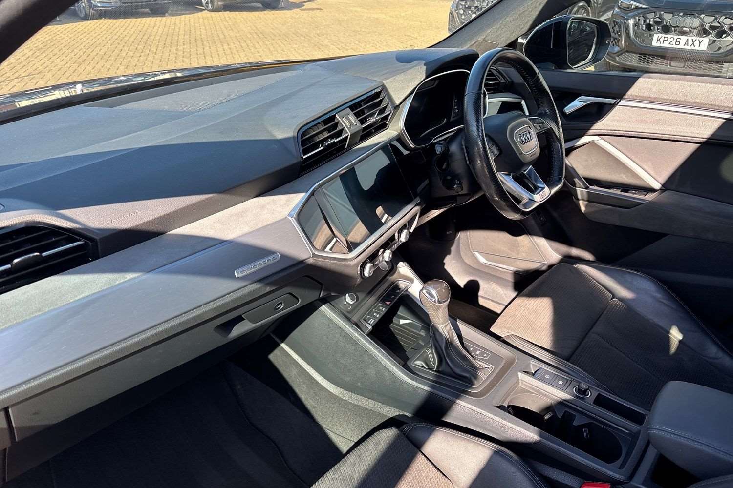 Used Audi Q3 2020 for sale - 77943314: Photo 2