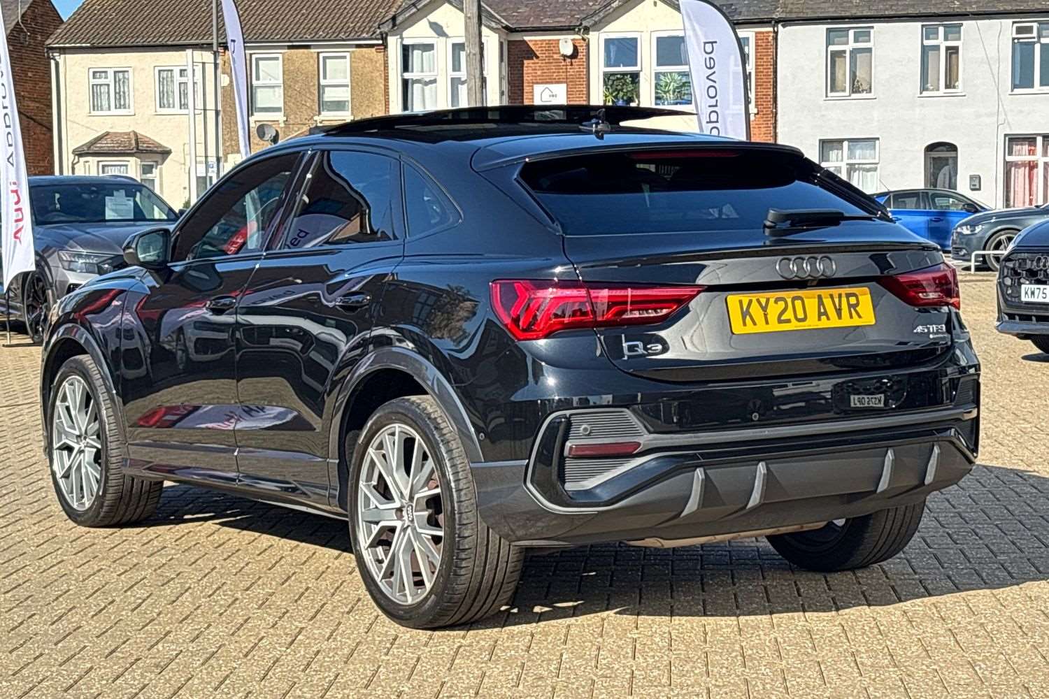 Used Audi Q3 2020 for sale - 77943314: Photo 3