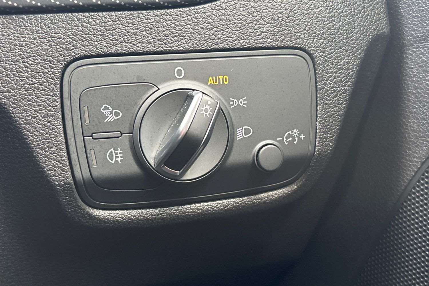 Used Audi Q2 2020 for sale - 76624709: Photo 29