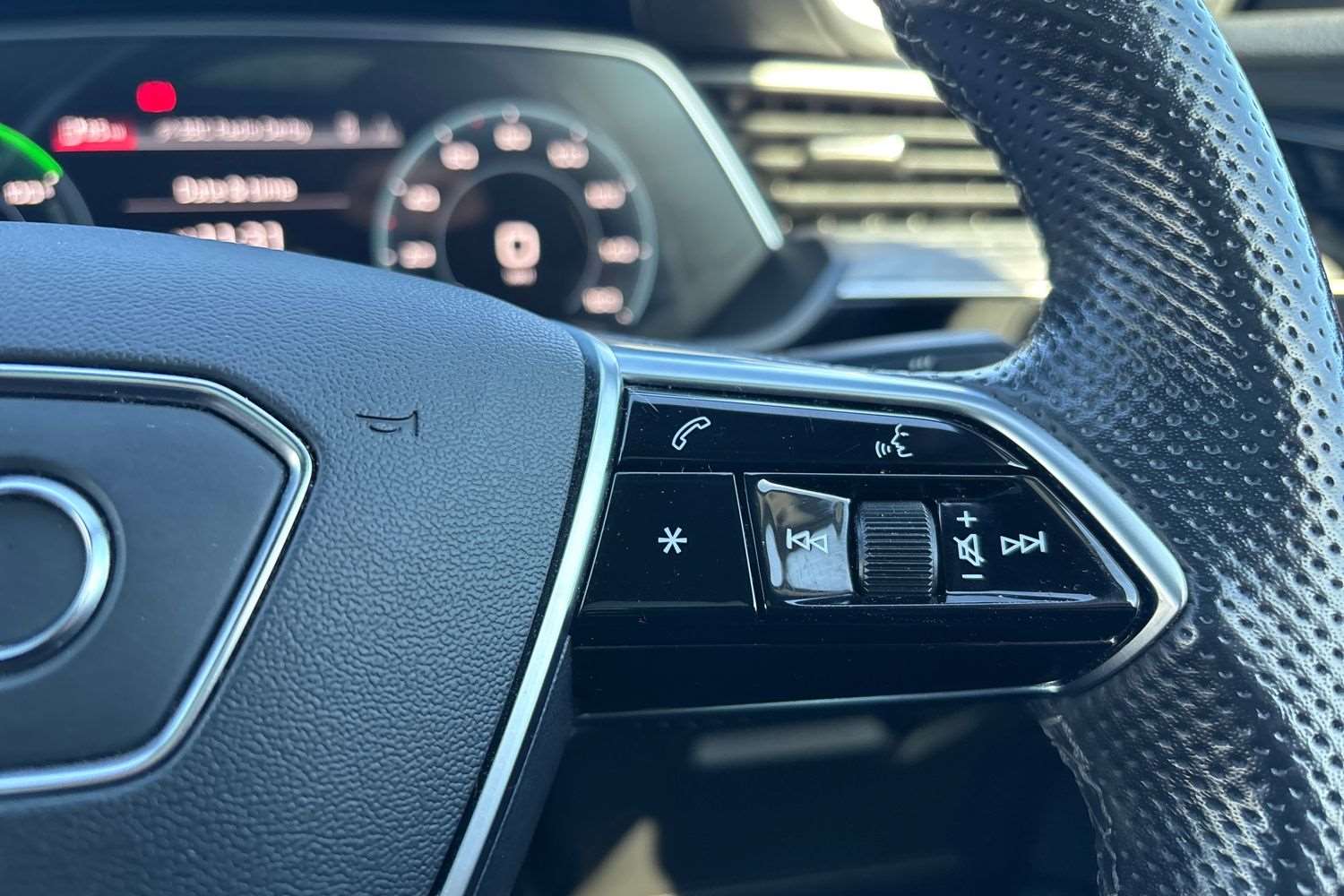 Used Audi e-tron 2022 for sale - 76298517: Photo 17