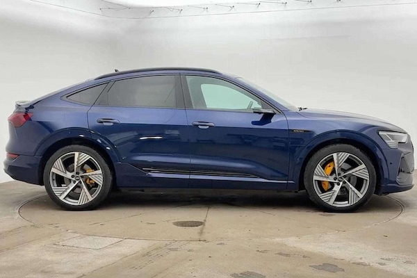 Used Audi e-tron 2022 for sale - 76298517: Photo 4