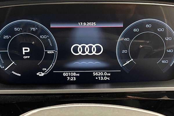 Used Audi e-tron 2022 for sale - 76298517: Photo 8