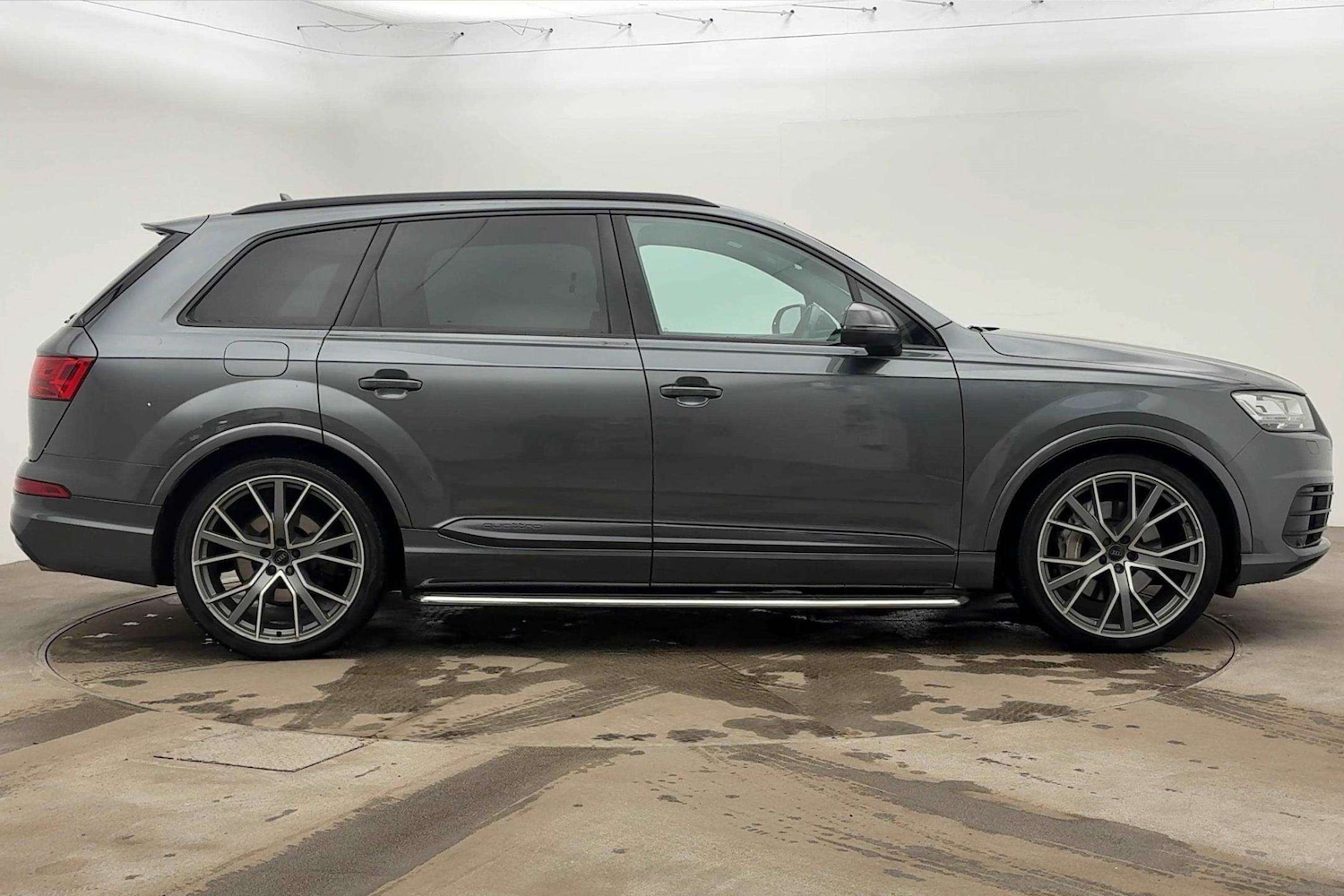 Used Audi Q7 2018 for sale - 76170042: Photo 4