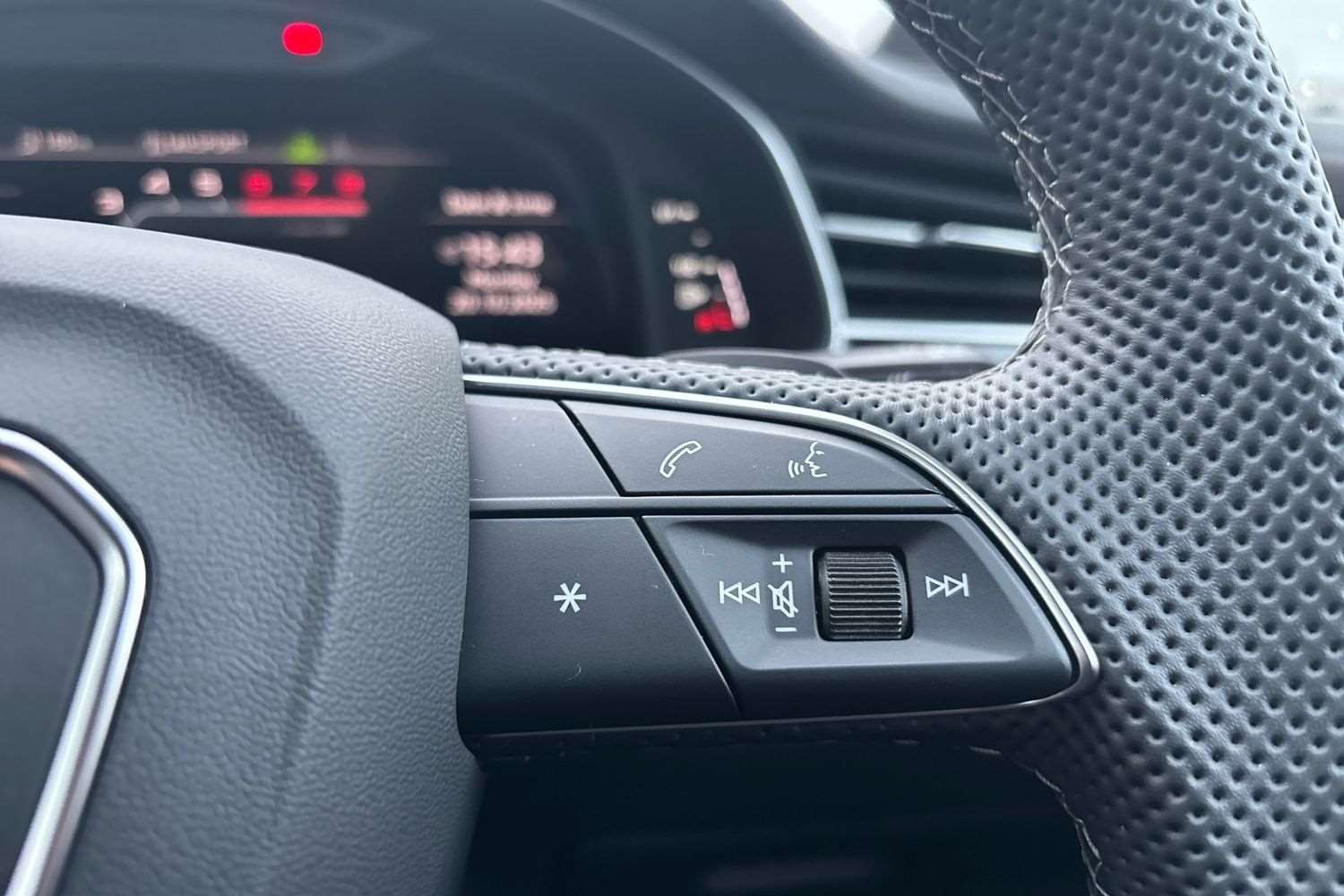 Used Audi Q7 2025 for sale - 76411404: Photo 17