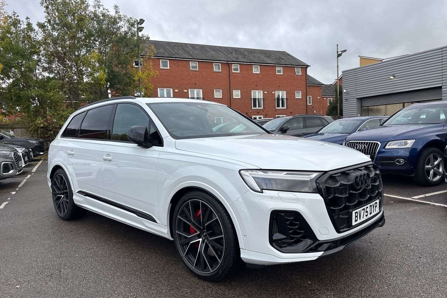 Used Audi Q7 2025 for sale - 76411404: Photo 32