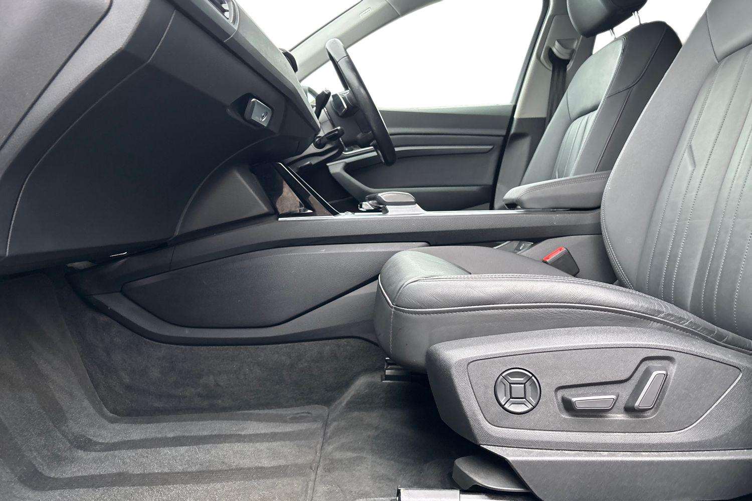 Used Audi e-tron 2021 for sale - 77373640: Photo 21