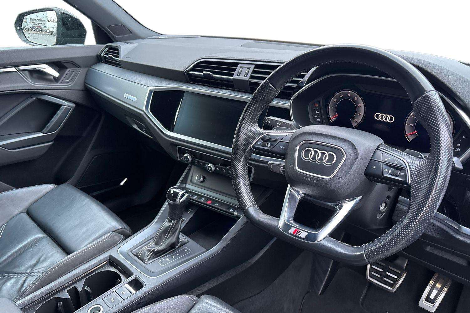 Used Audi Q3 2020 for sale - 77565735: Photo 6
