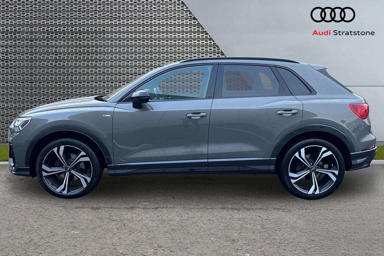 Used Audi Q3 2020 for sale - 77565735: Photo 8