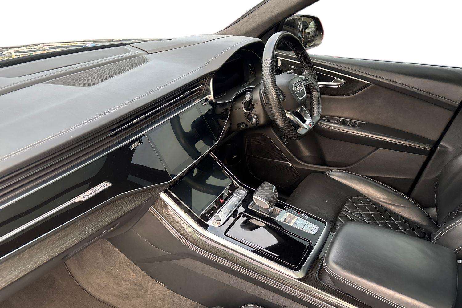 Used Audi Q8 2020 for sale - 77206504: Photo 2