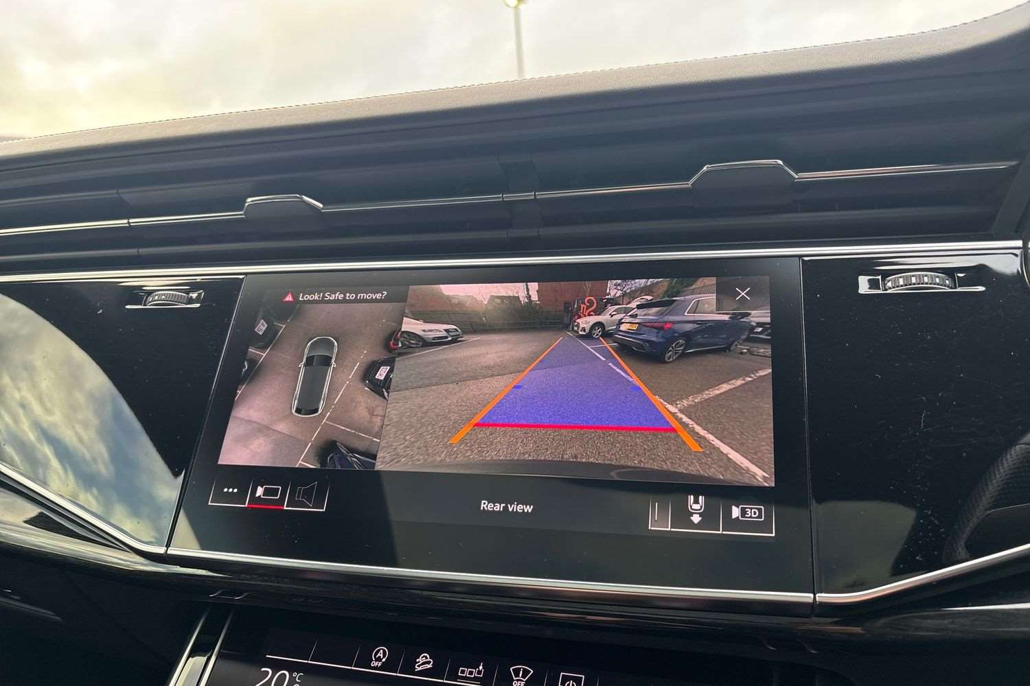 Used Audi Q8 2020 for sale - 77206504: Photo 26