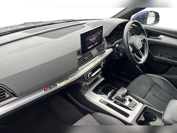 Used Audi Q5 2022 for sale - 76125696: Photo 2