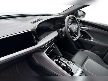 Used Audi Q5 2025 for sale - 77565758: Photo