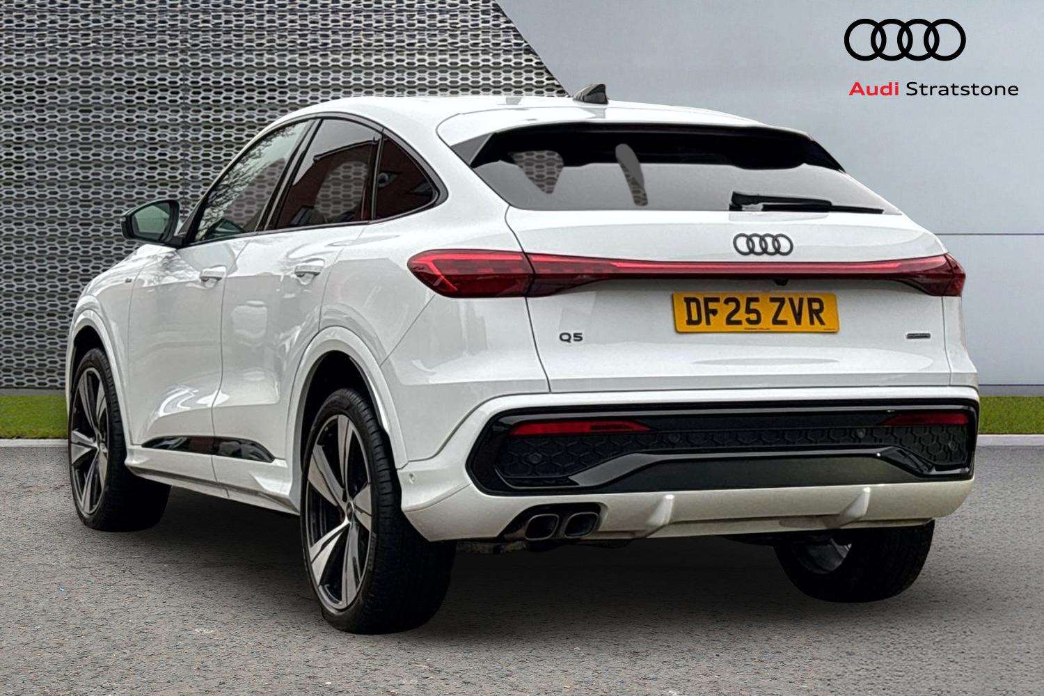 Used Audi Q5 2025 for sale - 77565758: Photo 3