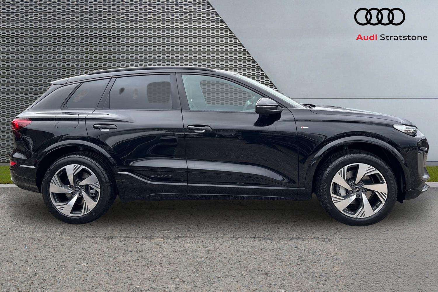 Used Audi Q6 e-tron 2025 for sale - 77414920: Photo 4