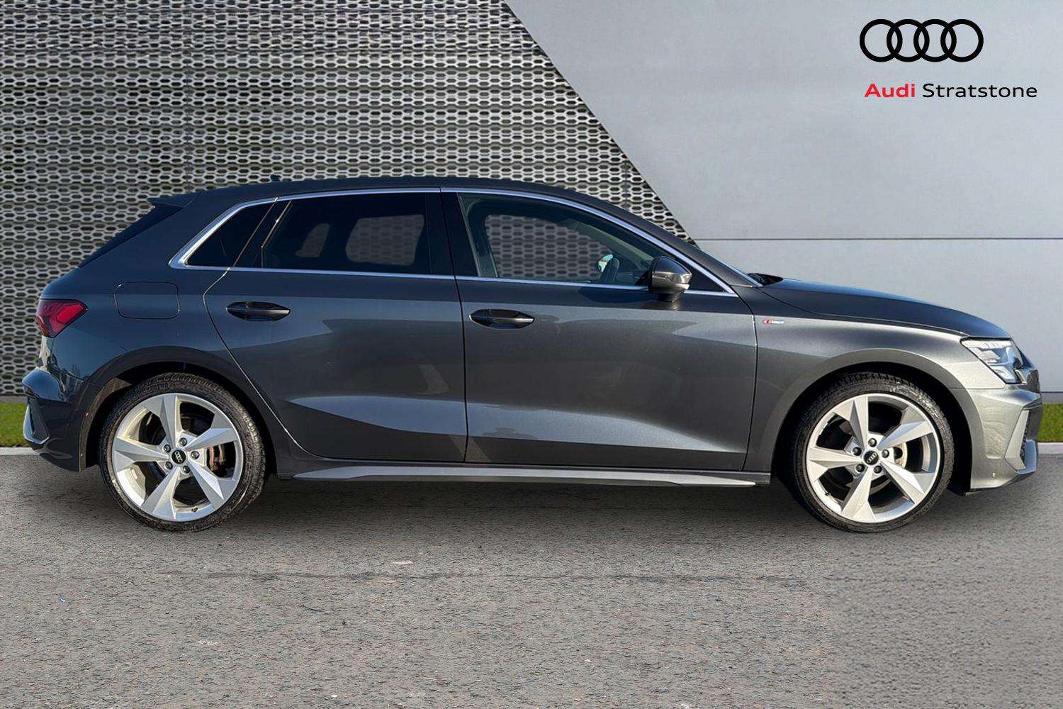 Used Audi A3 2023 for sale - 76916127: Photo 4