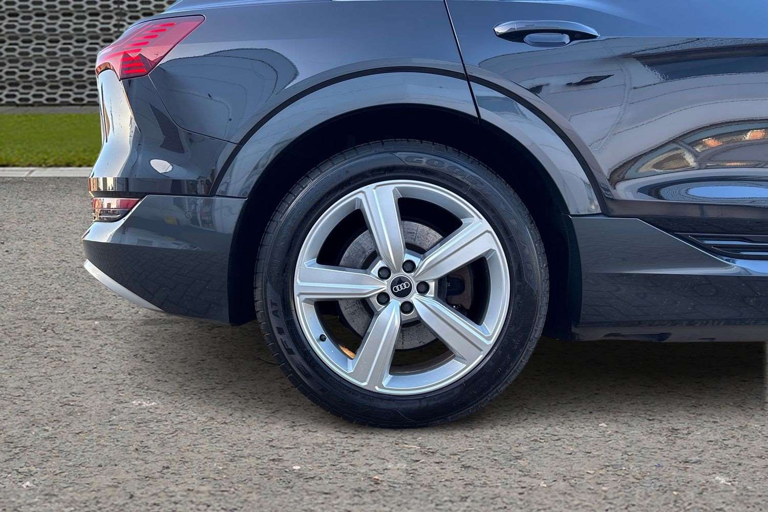 Used Audi e-tron 2020 for sale - 77333824: Photo 10