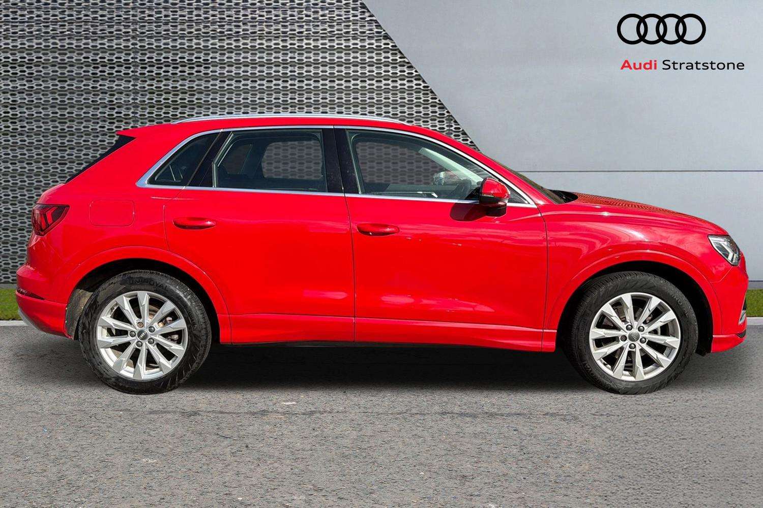 Used Audi Q3 2019 for sale - 76540871: Photo 4