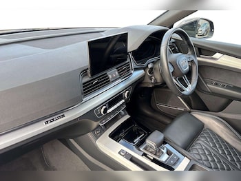 Used Audi Q5 2023 for sale - 76113443: Photo 2