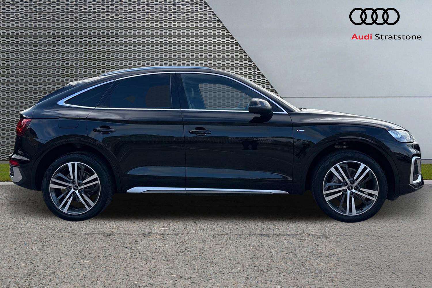 Used Audi Q5 2023 for sale - 76113443: Photo 4