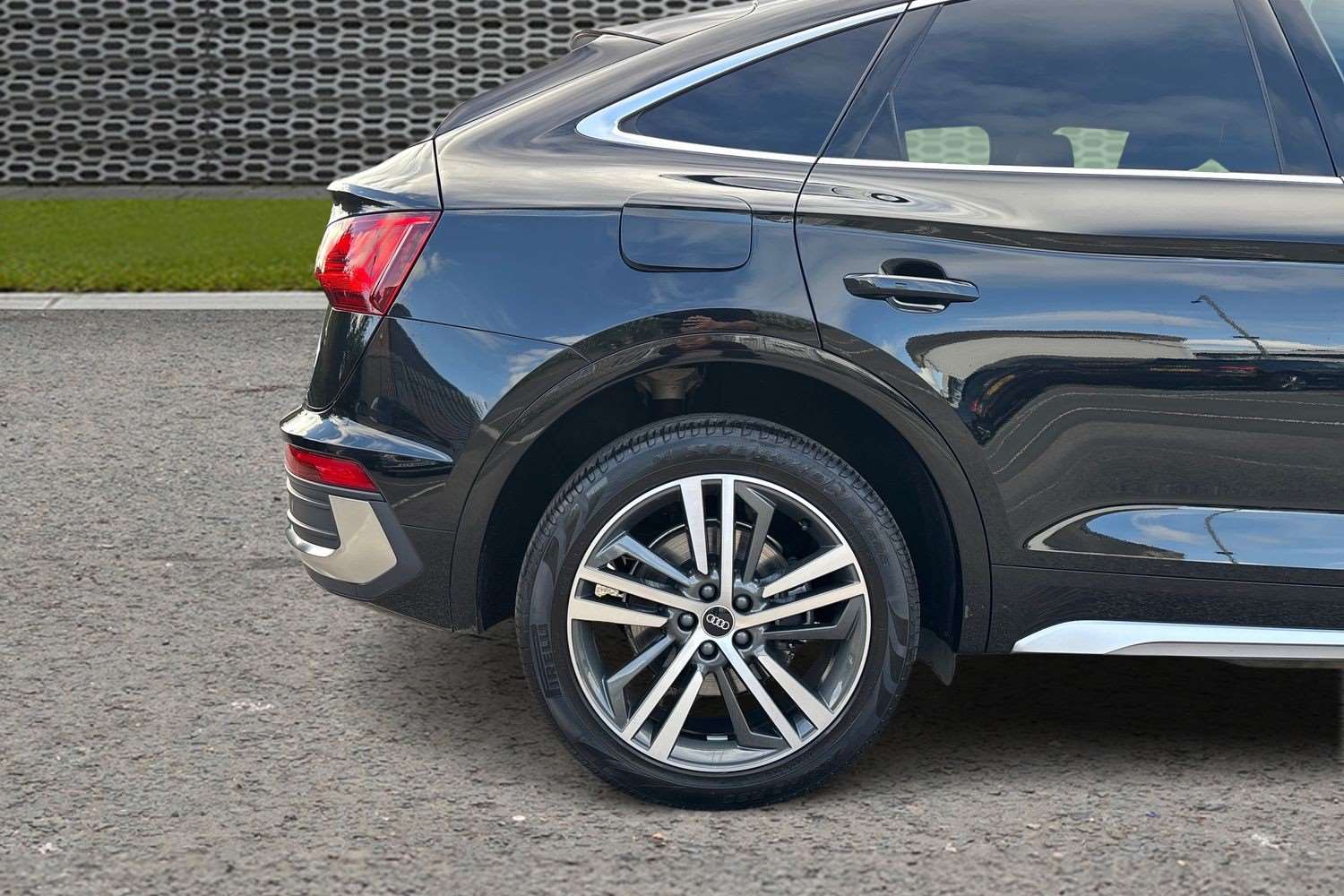 Used Audi Q5 2023 for sale - 76113443: Photo 9