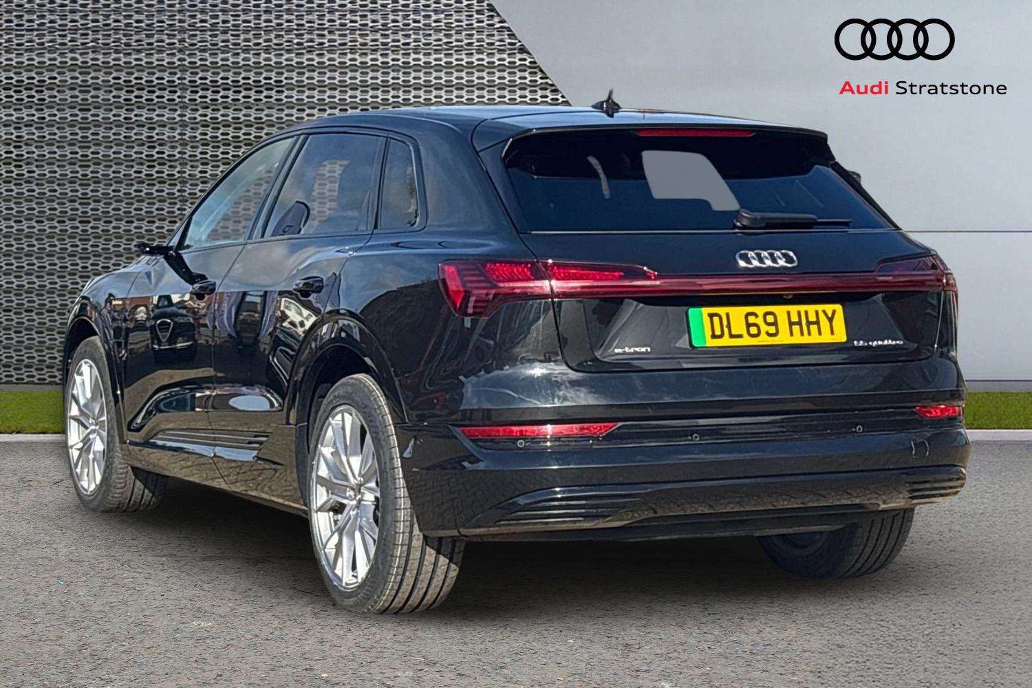 Used Audi e-tron for sale - 77661296: Photo 3
