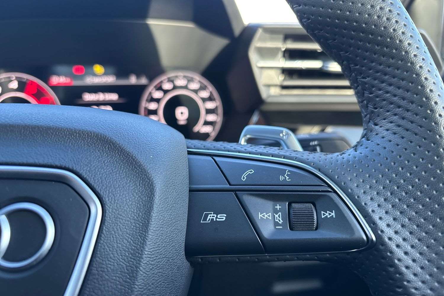 Used Audi RS3 2023 for sale - 77361402: Photo 17